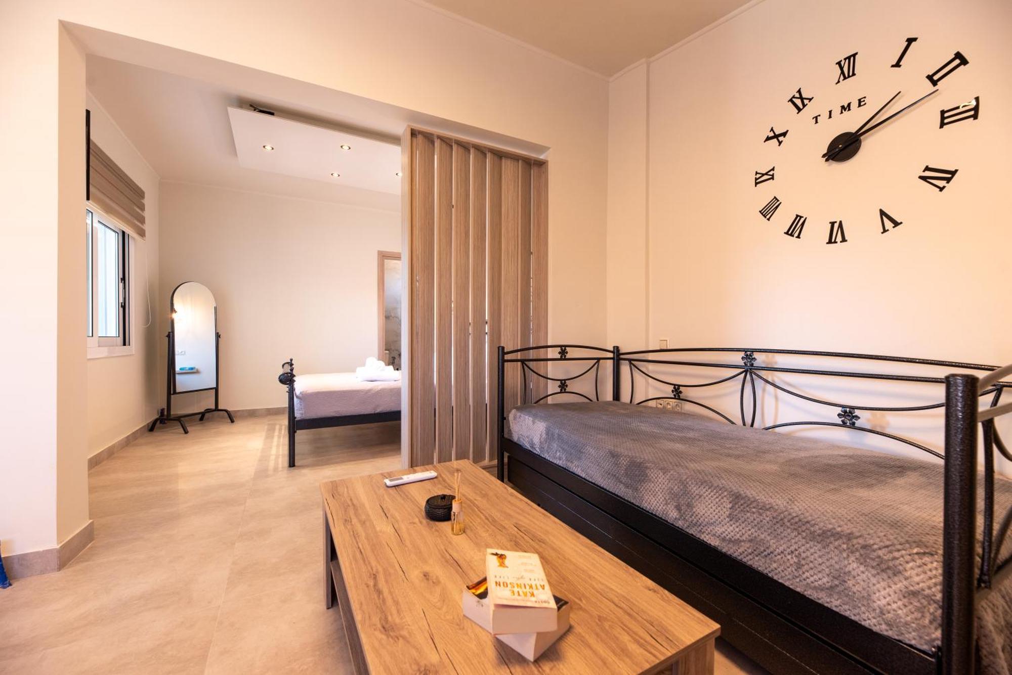 Demi'S Apartments Near Athen'S Airport Artemida  Exterior photo